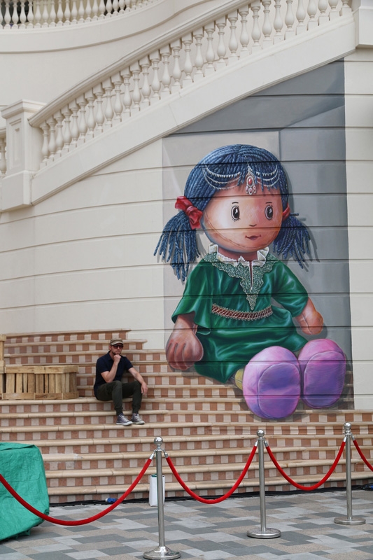 leonkeer-dolls-mural