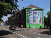 mural-3d-leonkeer-lalouviere-Delftsblauw-delftblue-ceramic-fragile-streetart