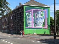mural-leonkeer-fragile-Delftsblauw-delftblue-ceramic-3d-opticalillusion-streeetart