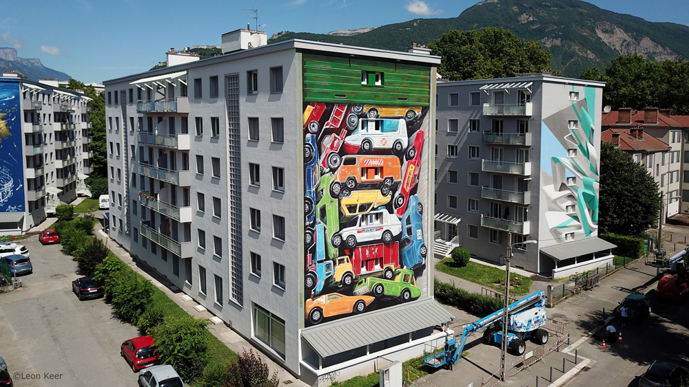 drone-mural-leonkeer-grenoble-streetart-3d-toy-cars