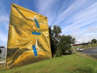 mural-leonkeer-morlaix-wrapped-building-yellow-tape