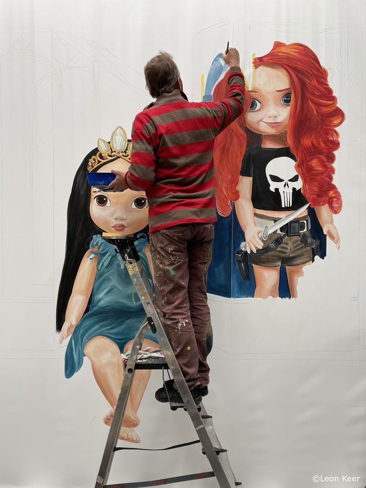 wip-leonkeer-mural-seven-sins-3d-dolls-disney