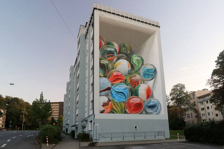 LeonKeer-3dmural-wuppertal-streetart-muurschldering-Murmeln-knikkers-marbles2