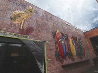 leonkeer-mural-tintoy-vintage-cars-dallas