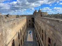 leonkeer-anamorphic-3d-streetart-morlaix-chateau-du-taureau-misfit