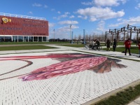 3d-streetpainting-brains-heart-balance-leonkeer