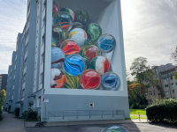 LeonKeer-Murmeln-wuppertal-mural-3d-knikkers-marbles-muurschildering-streetart