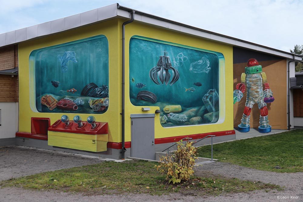 Alltid-vinst-leonkeer-mural-streetart-plastic-grabmachine-ocean