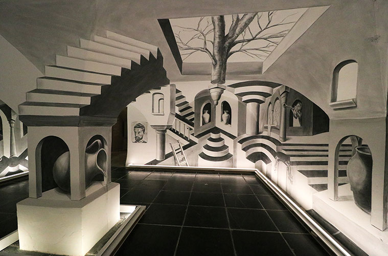 Leon Keer Escher anamorphic room Princessehof